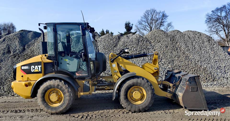 Cat 906h2 sprowadzona super stan cat 907 908 Rok produkcji 2013 Babice