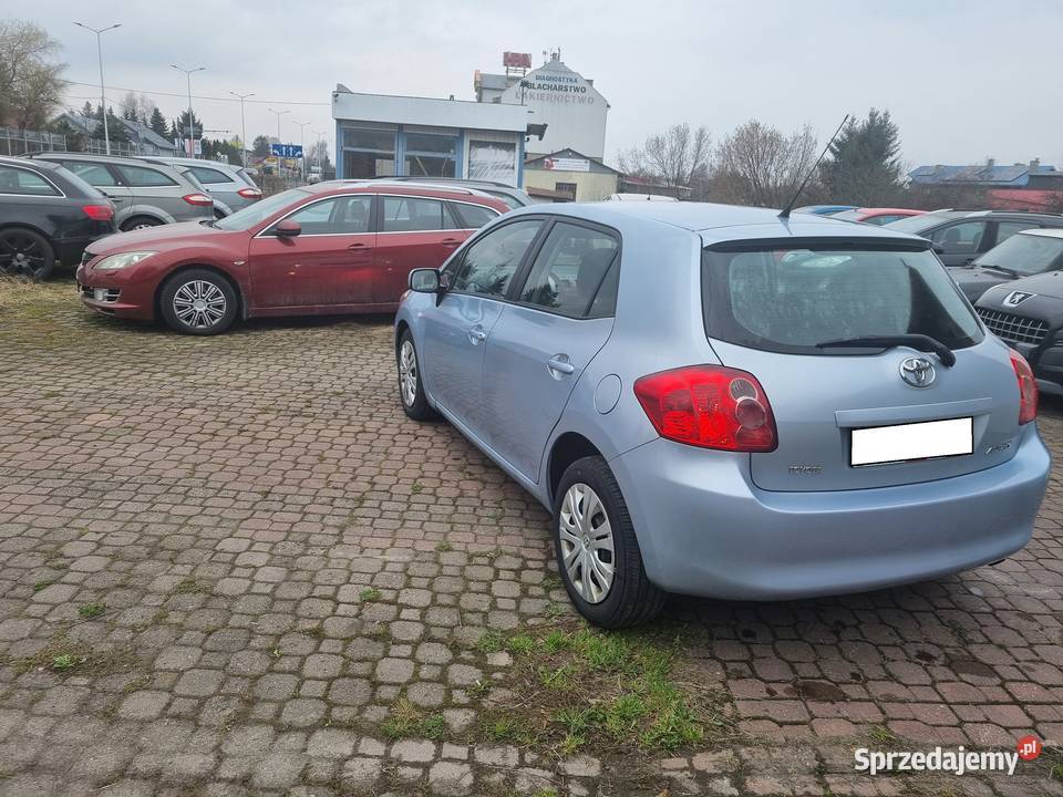 Toyota Auris 2009r 13 VVTI B 148 zadbany CD
