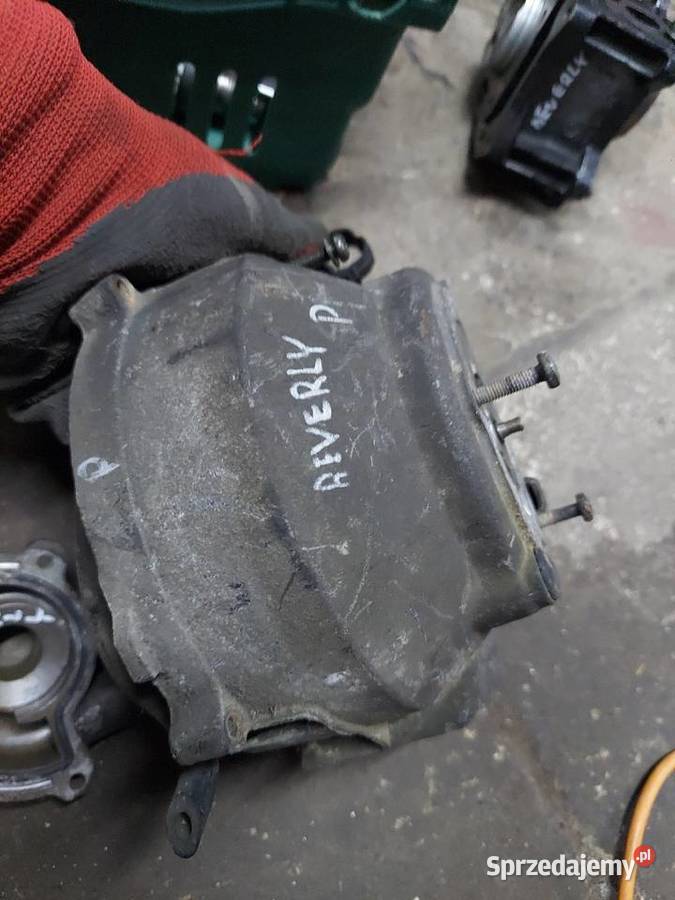 Piaggio Beverly 125 pompa wody obudowa pompy Jelenia Góra