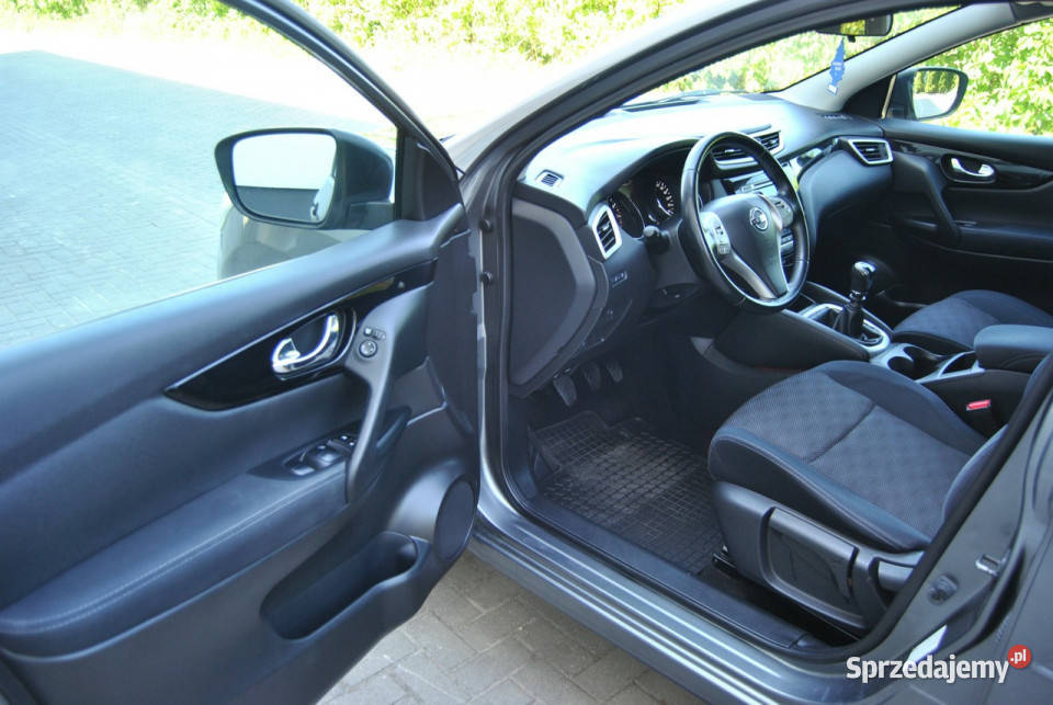Nissan Qashqai Benzyna Turbo REJ LEDY Klima aluminiowe felgi Samochody osobowe