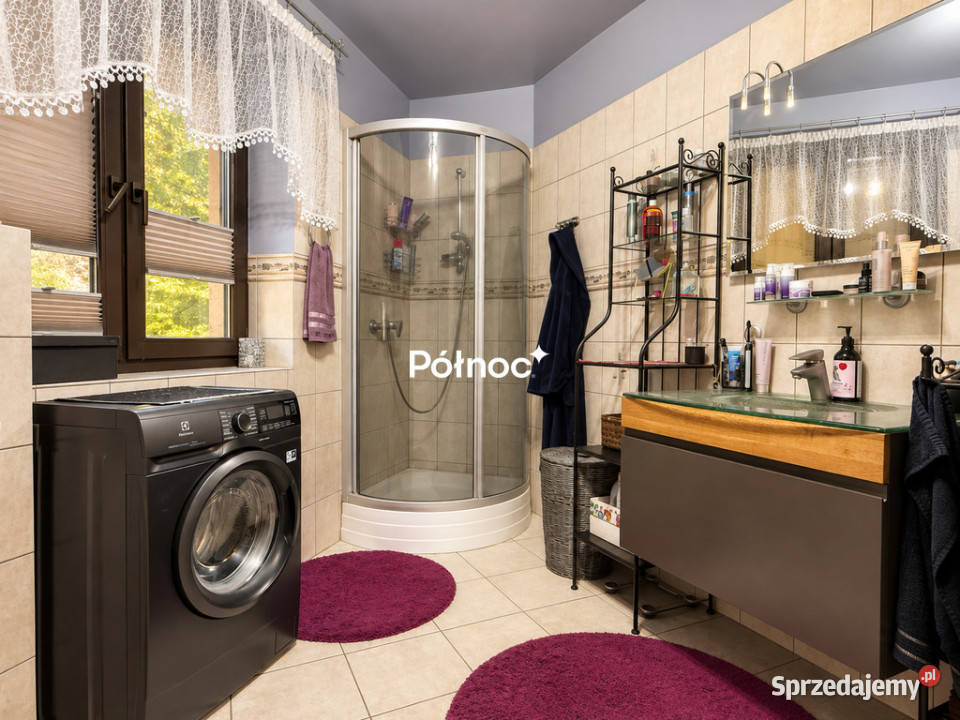 Dom mieszkalny 7 apartamentów działki Krasnobród