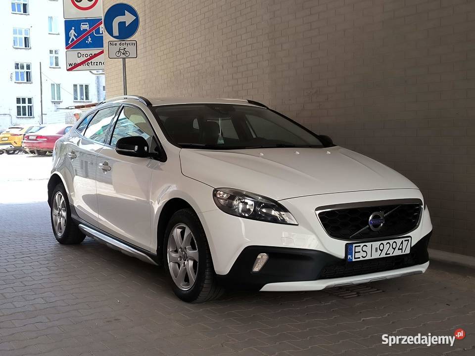 Volvo V40 Cross Country 16 D2 115 MOMENTUM Navi V40 Wierzbowa