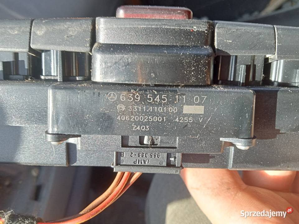 Panel przełączniki awaryjnych Mercedes Vito w639 dostawcze Piotrków Trybunalski