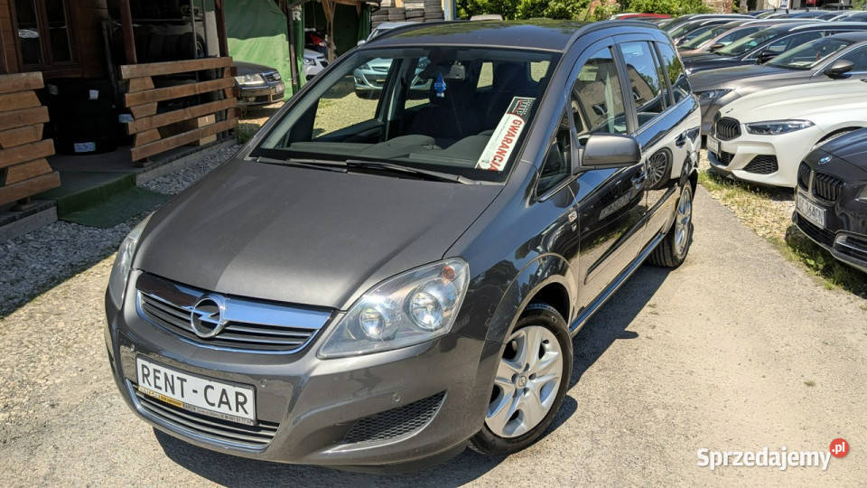 Opel Zafira 16i116OPŁACONYBezwypadkowy7Osób