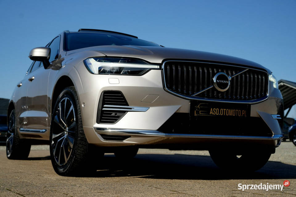 Volvo XC 60 RECHARGE panorama 4x4 kamery 360 acc szyberdach Otmuchów