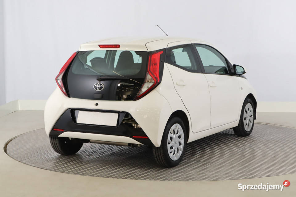 Toyota Aygo 10 VVTi czujnik parkowania Zabrze