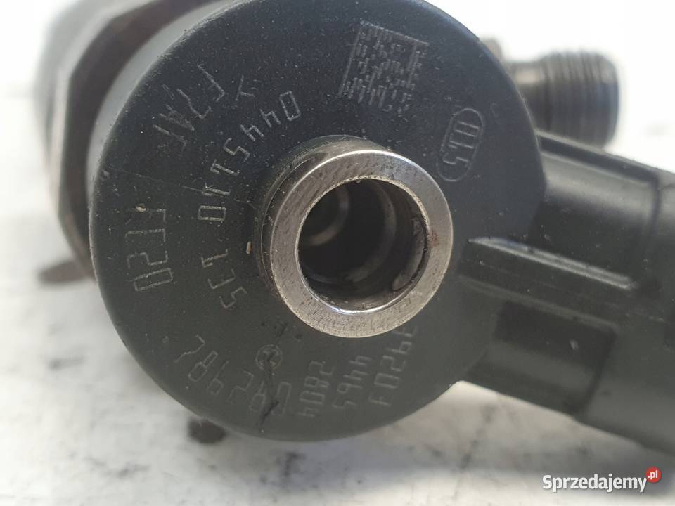 WTRYSKIWACZ Citroen C3 14 HDI wtrysk 0445110135