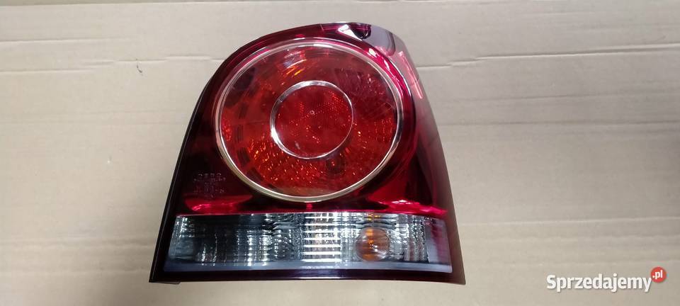 VW POLO IV LIFT 0508 LAMPA PRAWY TYŁ