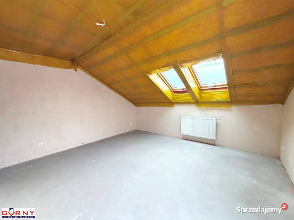 Dom szeregowy Sulejów 15823m2 1 piętro sprzedam