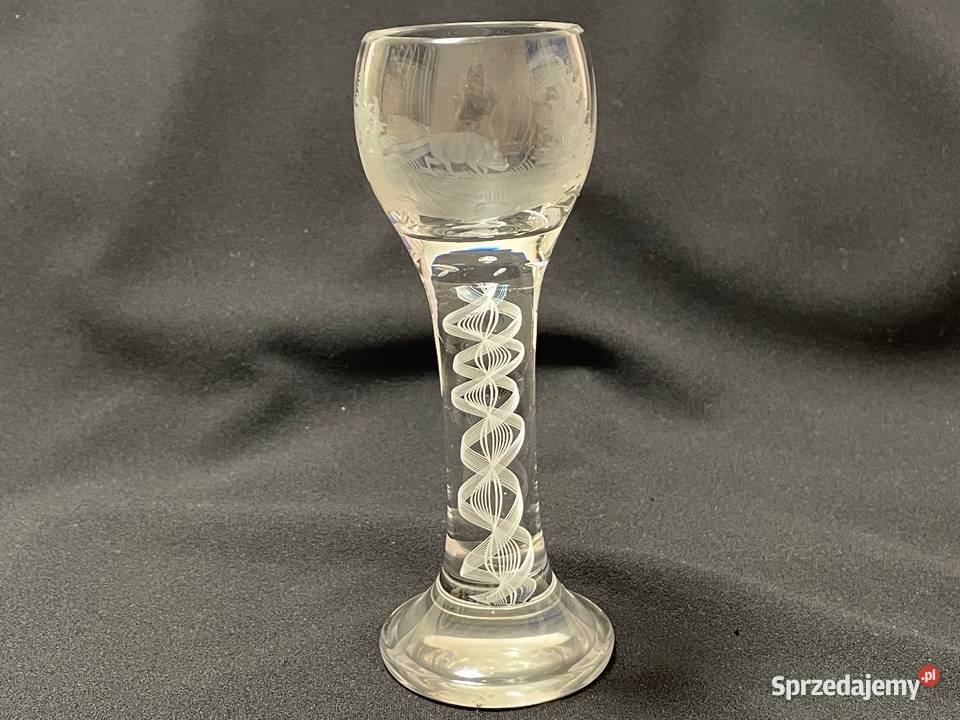 Kielich kieliszek Dzik Huta Szkła Józefina Kołobrzeg