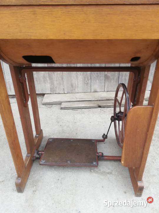 Maszyna do szycia Łucznik Legnica