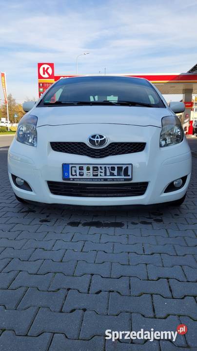 Toyota Yaris 133 VVTI 992011 R106 106000km Skawina