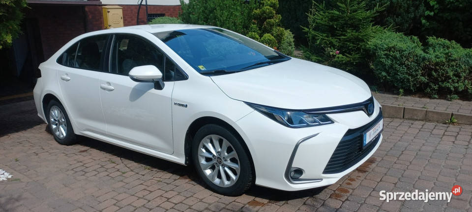 Toyota Corolla ECVT 18 Hybryda Pełna historia ABS pomorskie
