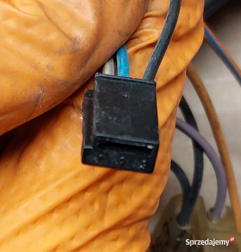 ZAŚLEPKA DEKIEL LAMPY PRZÓD LEWA FORD MONDEO MK3 Mielęcin sprzedam