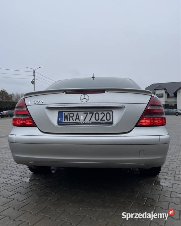 Mercedes W211 wklasa 32CDI 2004 204 sedan Zalesice