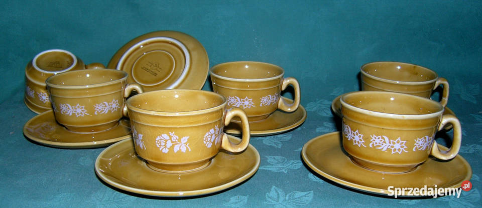filiżanki vintage Pruszków porcelitD 24