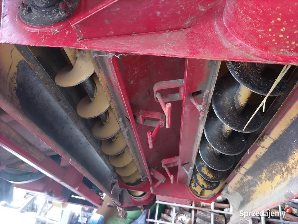 Massey Ferguson 330 kombajn sampo Ponikła