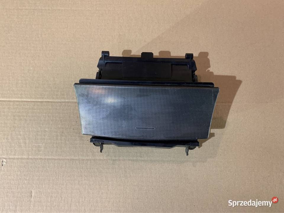Popielniczka schowek mercedes c w203 A2036800852 Rok produkcji 2005 Szczecin