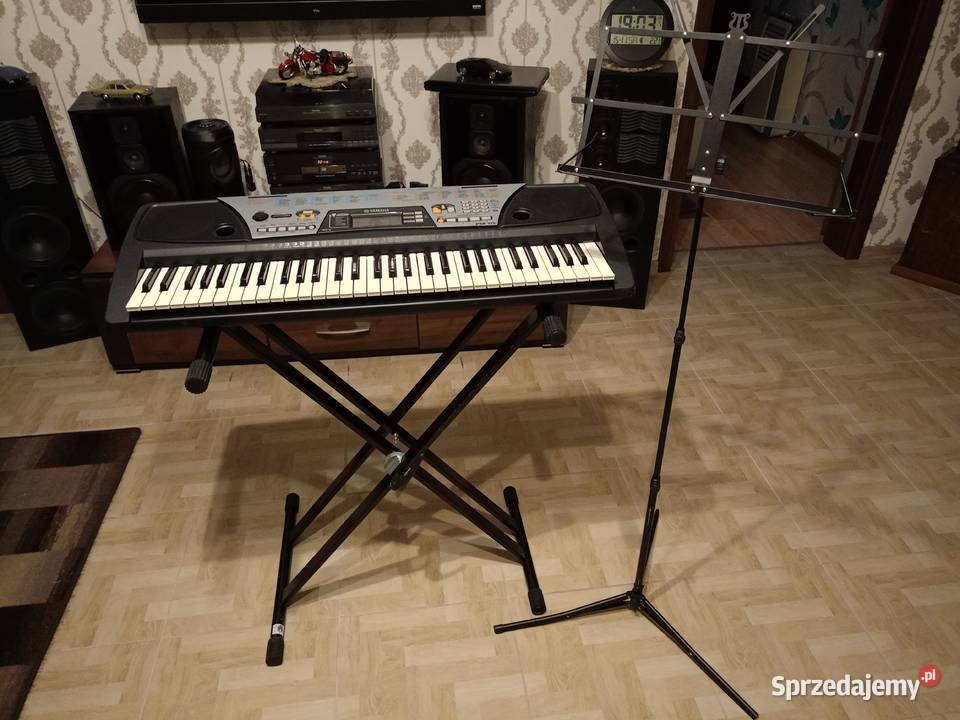 Keyboard YAMAHA w komplecie stojak statyw i
