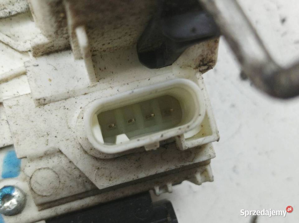 ZAMEK DRZWI TYŁ LEWY TYŁ P04589923AG A Jeep osobowe