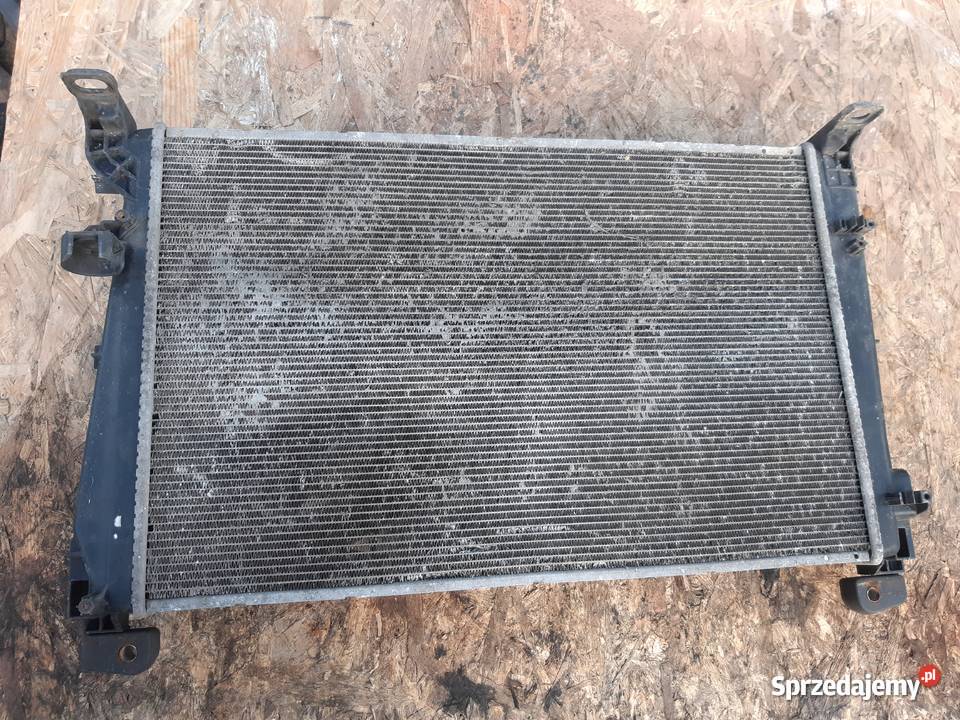 Fiat Bravo 2 19 chłodnica wody z wentylatorem