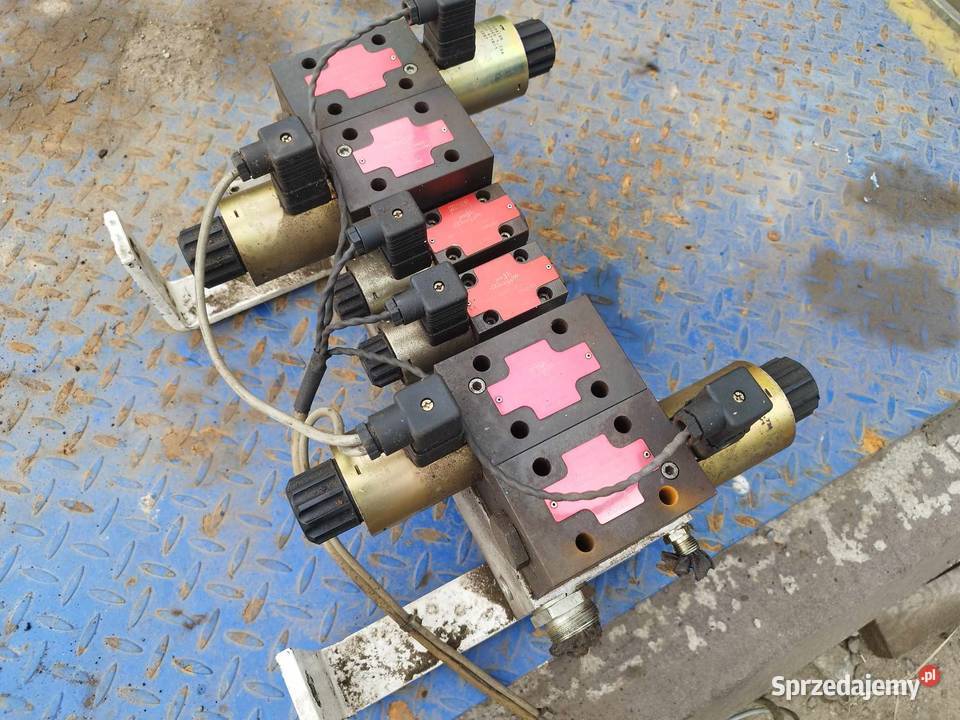 Rozdzielacz hydrauliczny Hytos RPE306 RPE3102 z Strzyżew