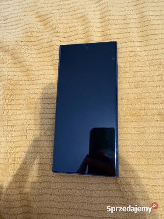 Sprzedam Samsunga s23 ultra Chomentów