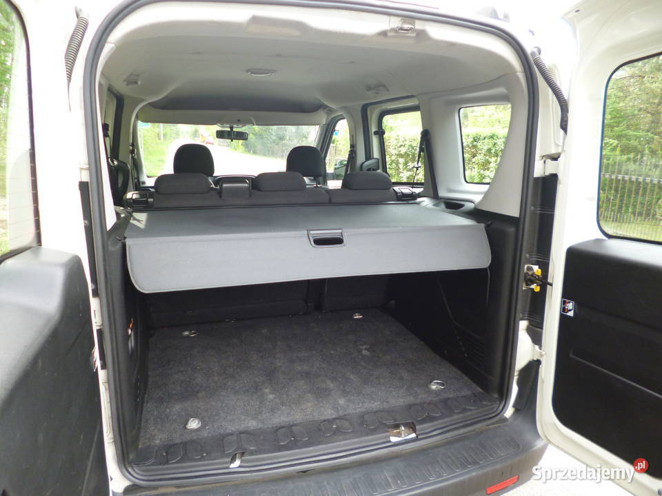 Fiat Doblo 13JTD 5osobowy Klimatyzacja HAK Sadowne