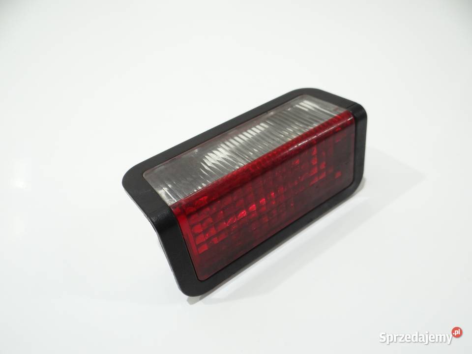 LAMPKA OŚWIETLENIE KLAPY BAGAŻNIKA BMW E60 E83 Strzyżewice
