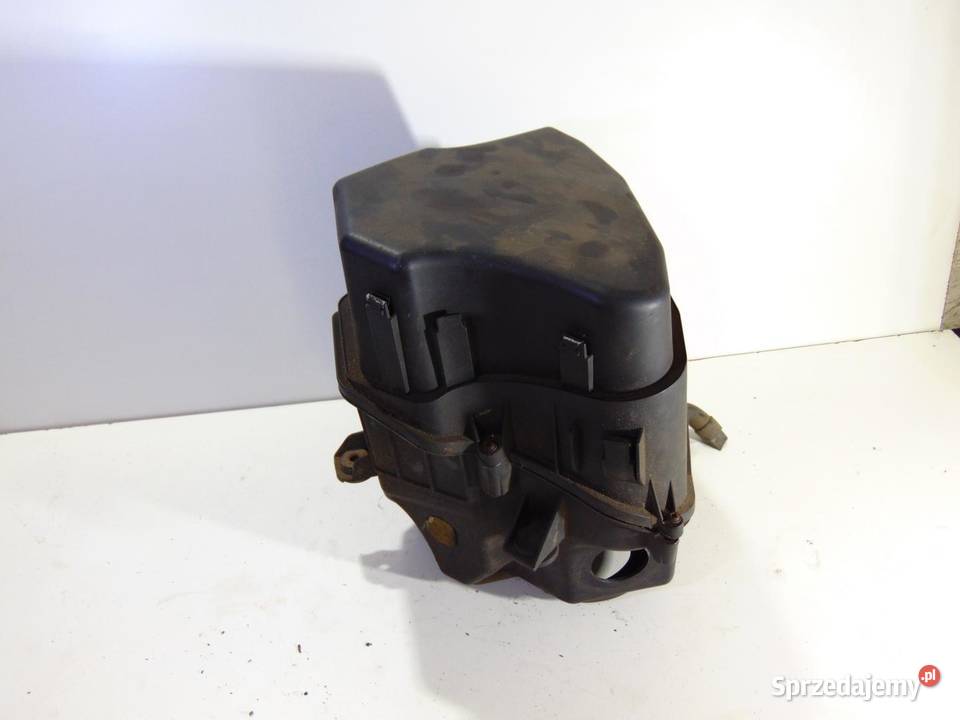 OBUDOWA FILTRA POWIETRZA A8 D3 40 TDI 4E0133824D