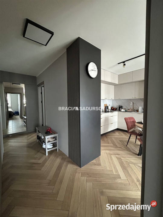 Mieszkanie Kraków os Piastów 5159m2 3 pokoje 16476zł/m2