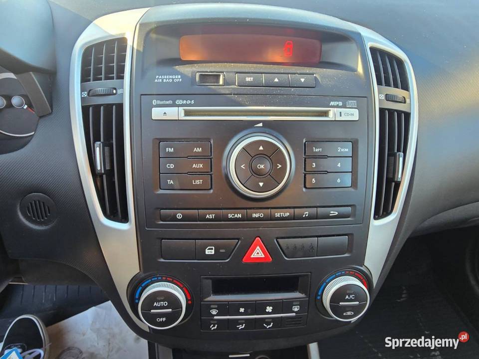 Kia Ceed 16 CRDi 90 ISG Spirit