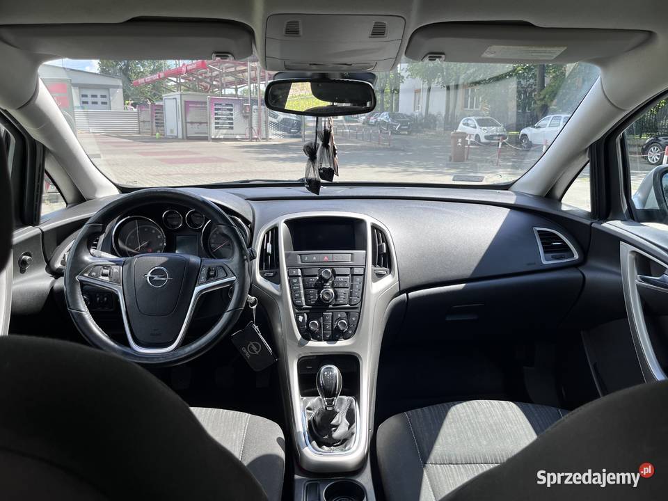 Opel Astra J 14T LPG STAG doinwestowany czujnik parkowania Nowy Dwór Mazowiecki