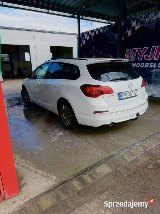 Opel Astra 14 T Active Rzeszów