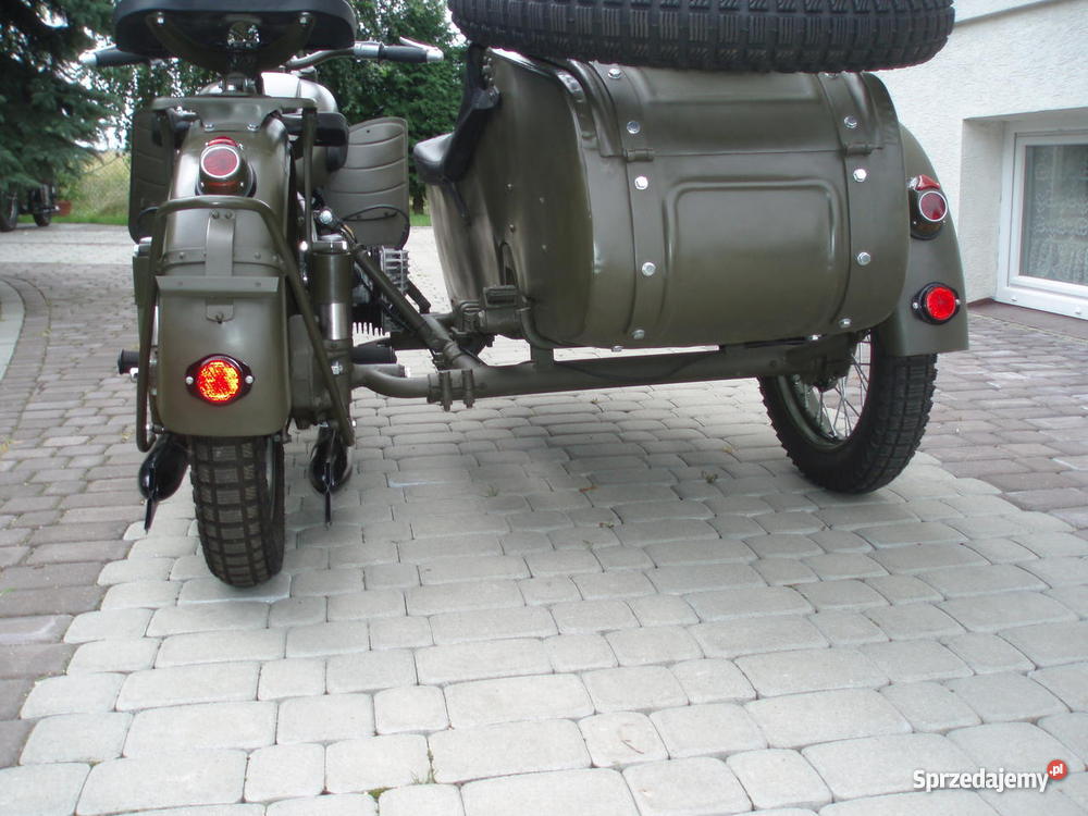 M72 Z WÓZKIEM BOCZNYM
