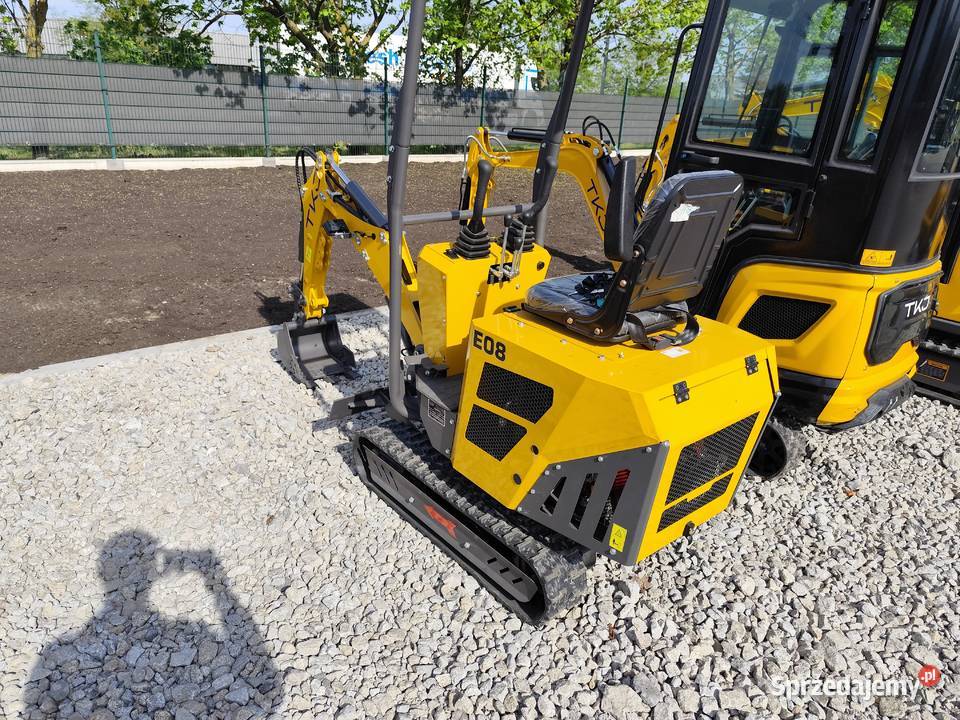 Minikoparka 800 E08C Skrętne Ramię KOOP NOWA
