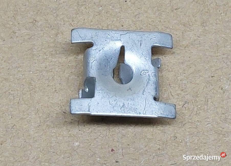 SPINKA GNIAZDO MONTAŻOWE OSŁON FIAT 500 ALFA