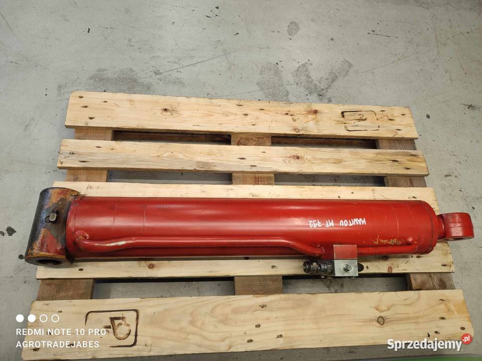 Siłownik poziomowania Manitou MT732
