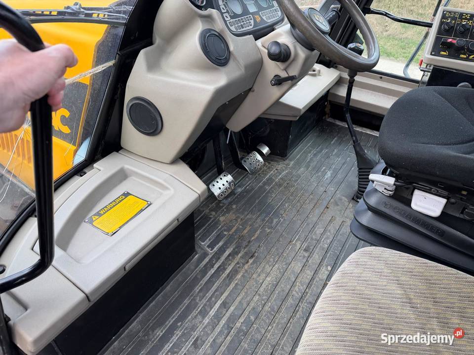 Ciągnik rolniczy JCB Fastrac 3185 dolnośląskie Nowa Ruda