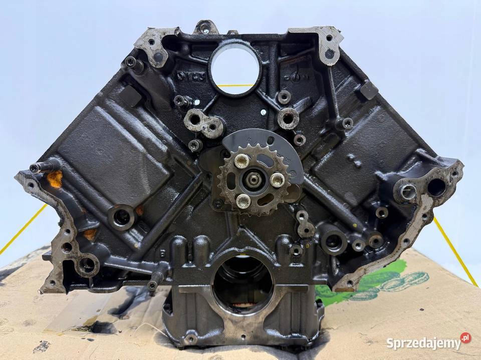 BLOK SILNIKA Porsche Cayenne 30 DIESEL D MCVVA osobowe Rudka