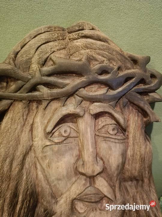 Płaskorzeźba Chrystusa Frasobliwego w drewnie