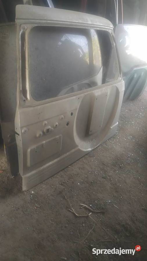 Toyota land cruiser 90 klapa tył Karoseria