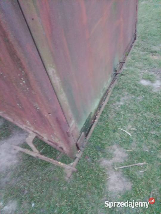 Zbiornikkontener Cyców