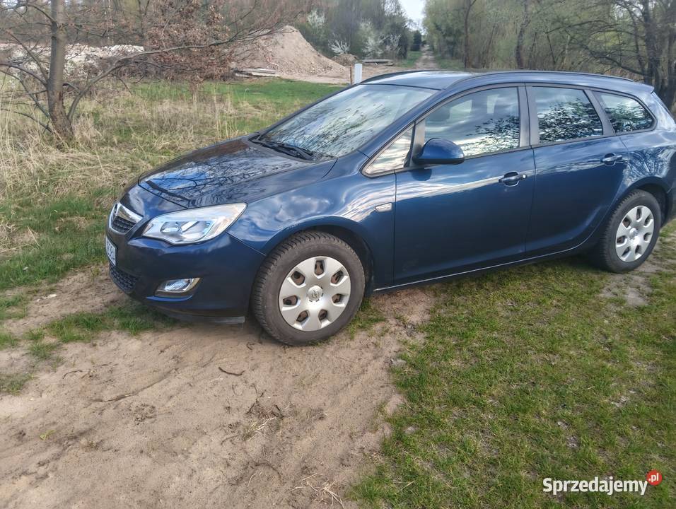 Sprzedam Opel Astra J kombi 17 CDTI 2011 Zawiercie sprzedam