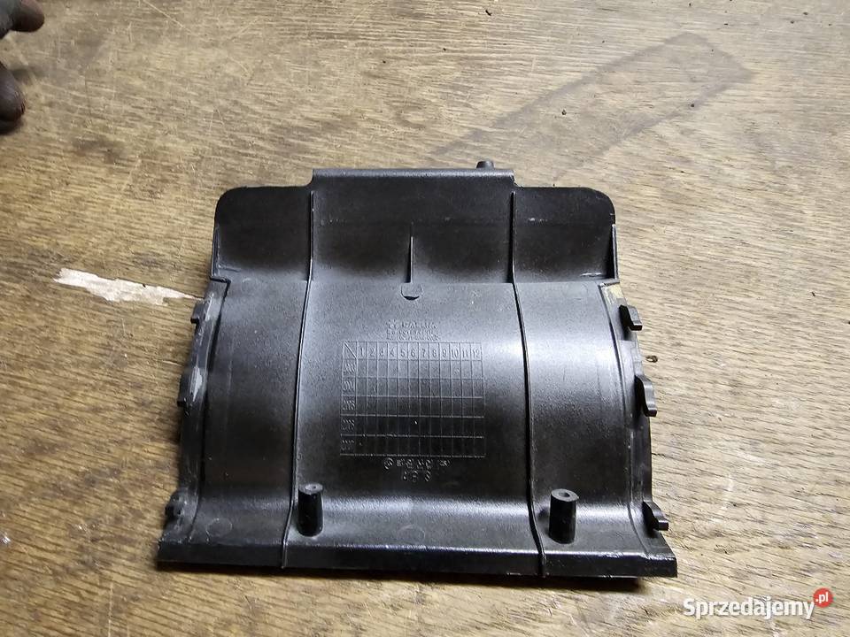 Daelim Roadwin 125 łącznik ogona vjf125 plastik