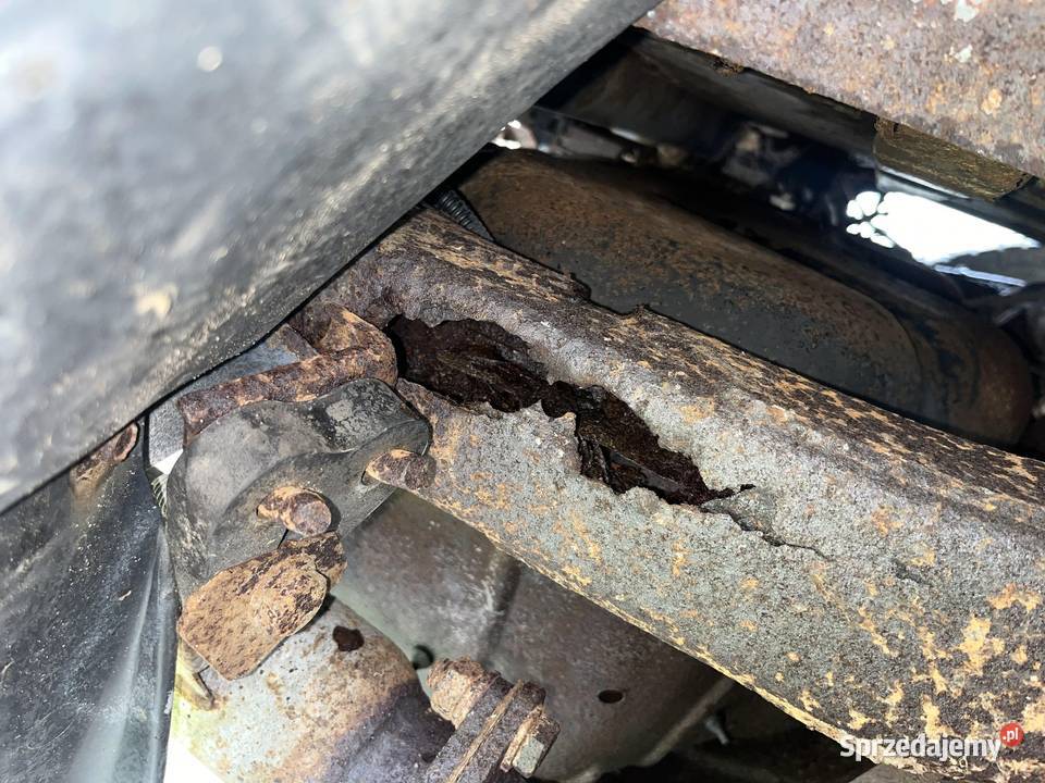 Sprawdzenie samochodu motocykla przed zakupem