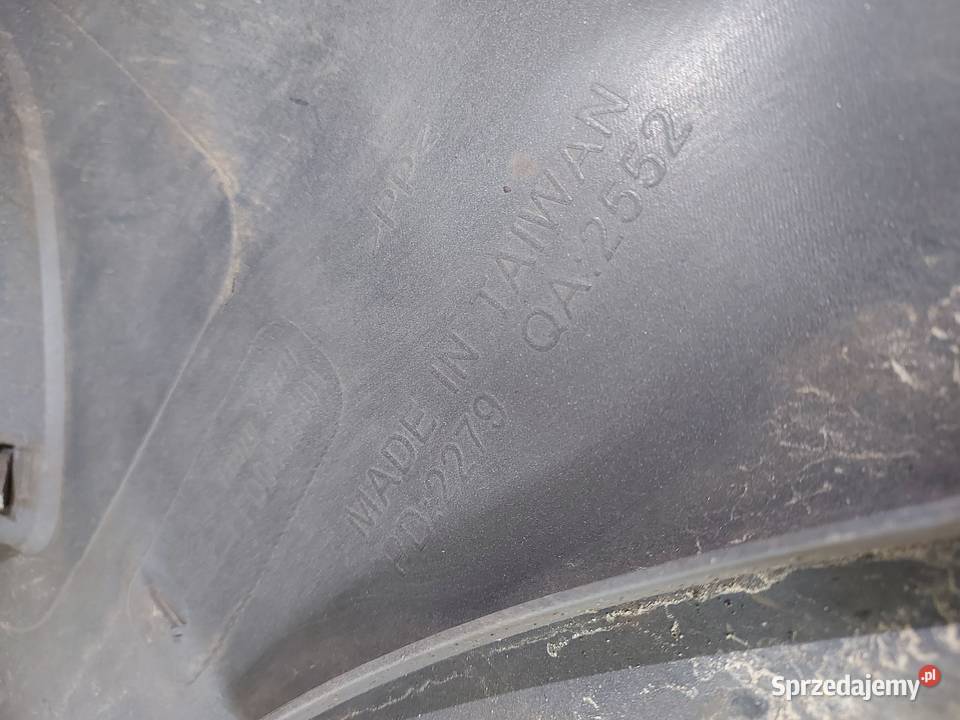 FORD FOCUS MK2 II LIFT zderzak przód osobowe Kielce sprzedam