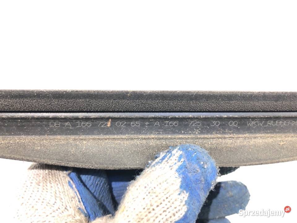 LISTWA ZGARNIAJĄCA PRZÓD PRAWY MERCEDES GLE osobowe sprzedam