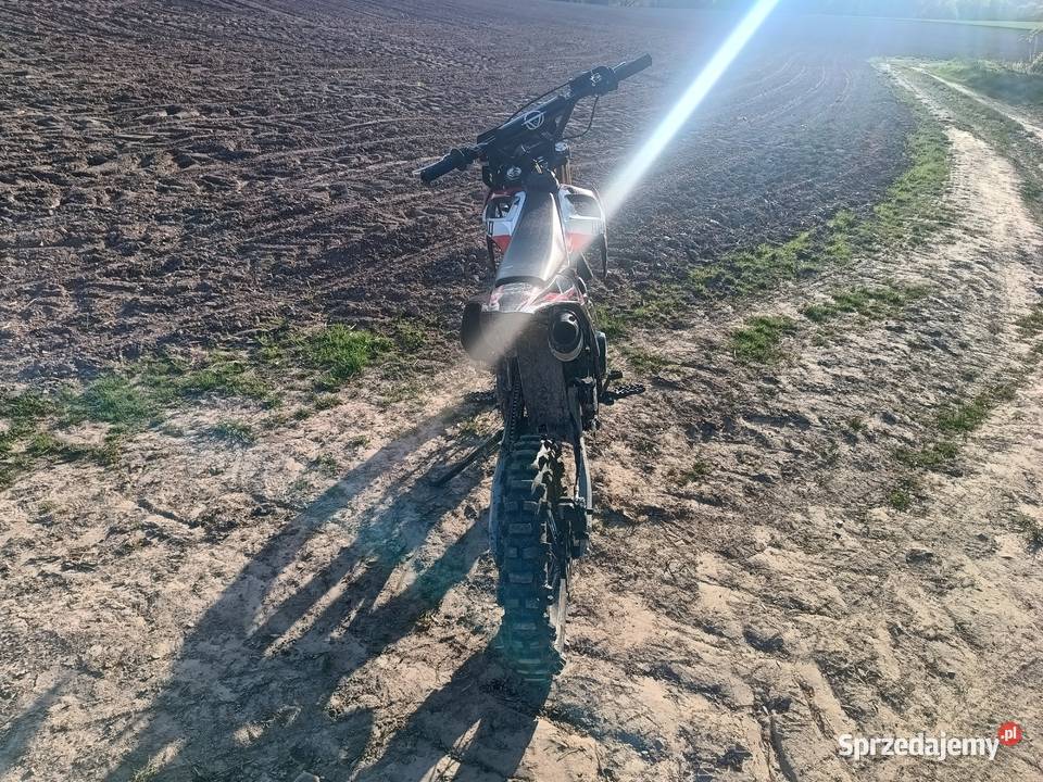 Cross Apaq 125 elektryczny starter dolnośląskie Przeworno