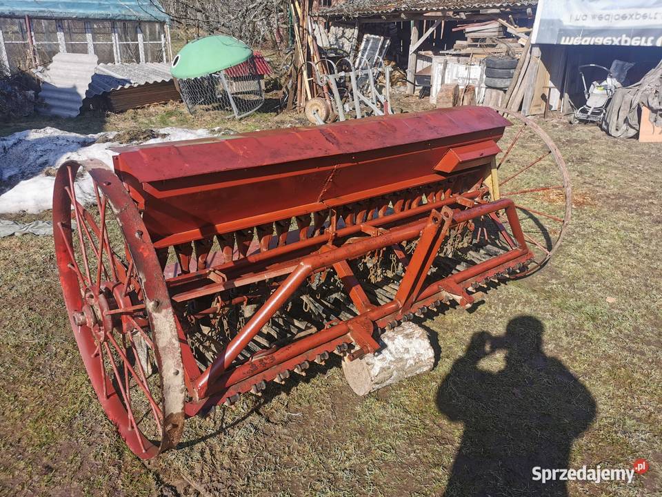 Siewnik zbożowy 21 lejków nieuszkodzony Zakrzówek sprzedam